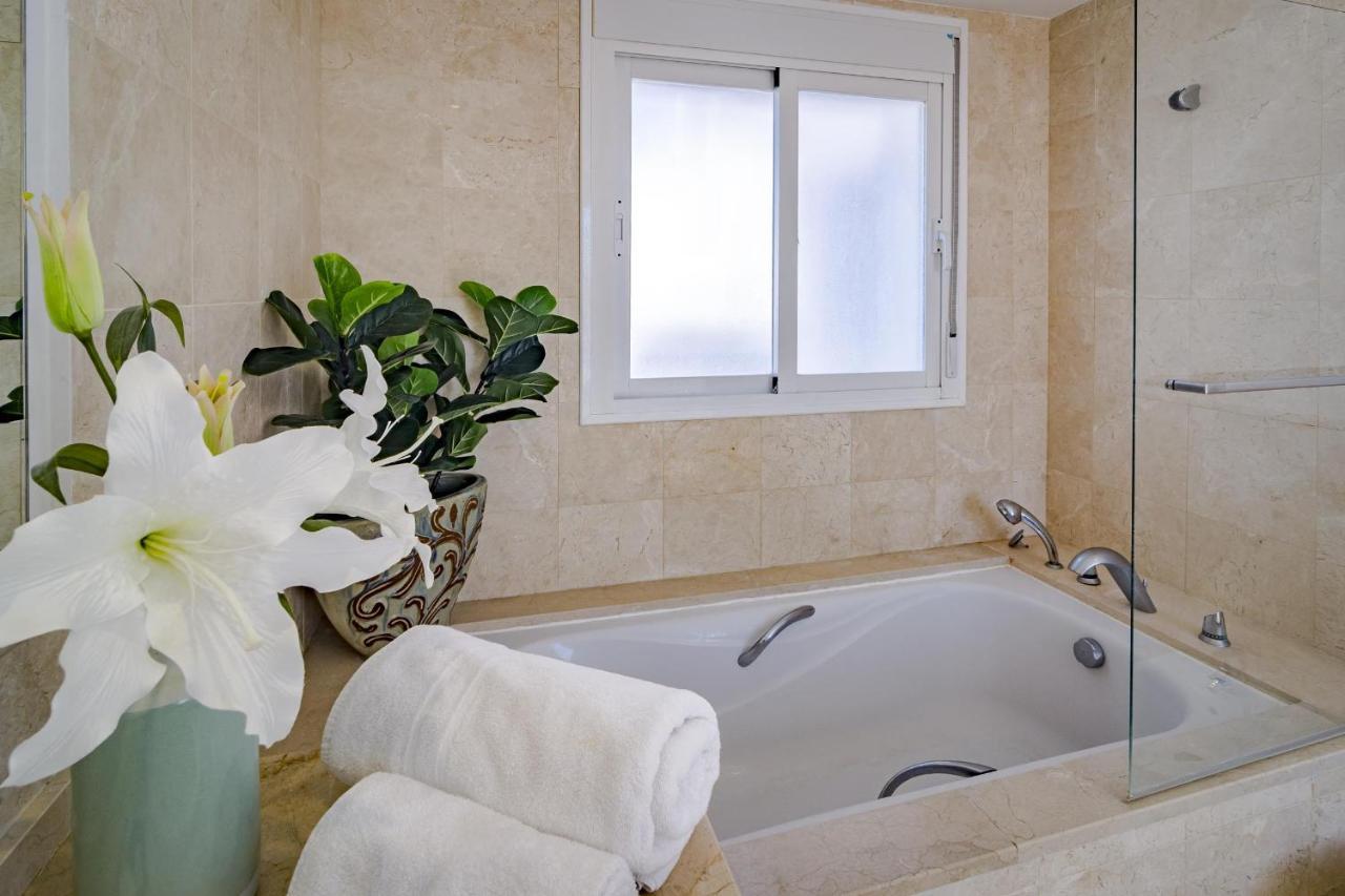 Ar23 - Flat, Puerto Banus By Roomservices Apartment *